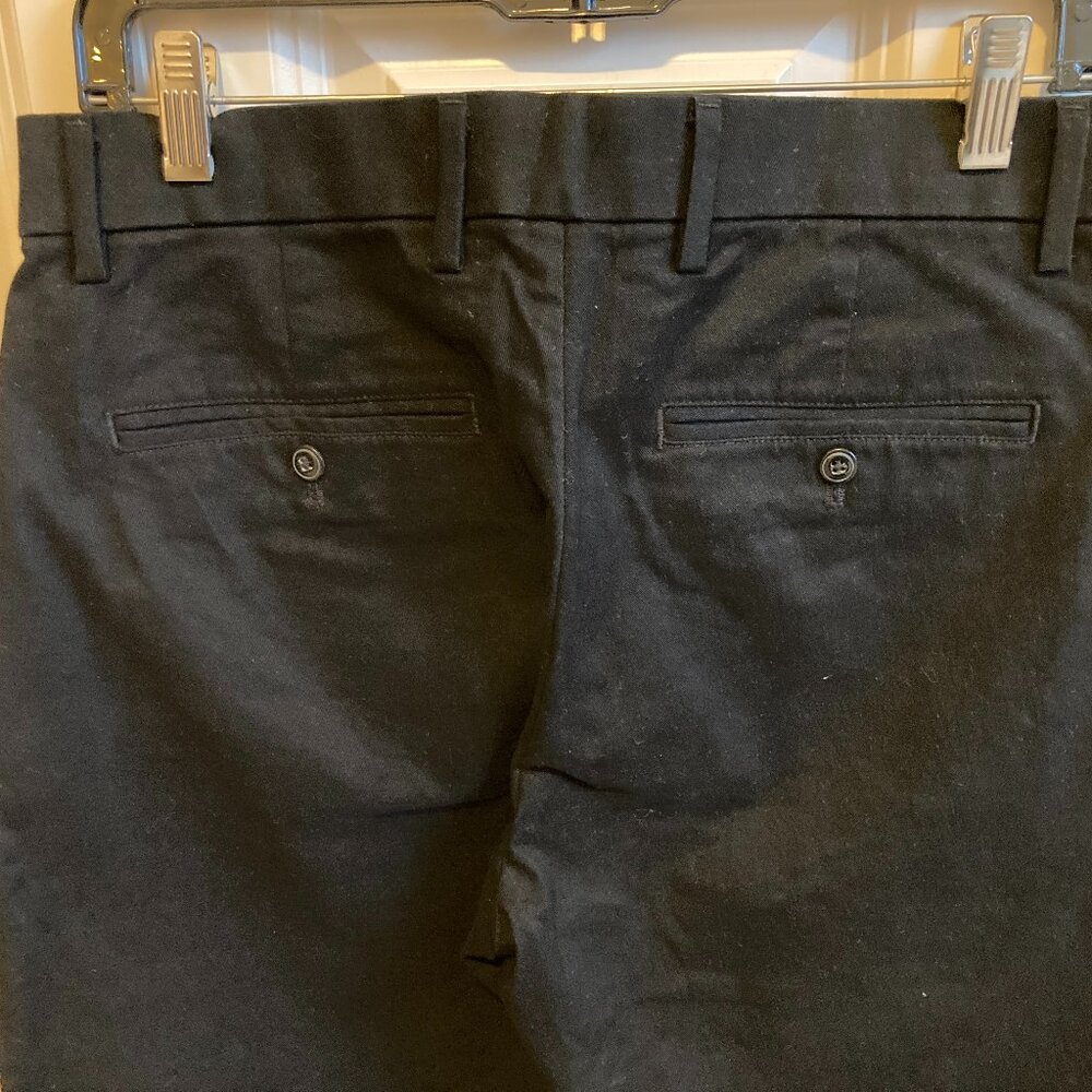 Gap Chino Pants Black Mens 29x30 Slim Straight Cotton measure 31x30.25" NWOT